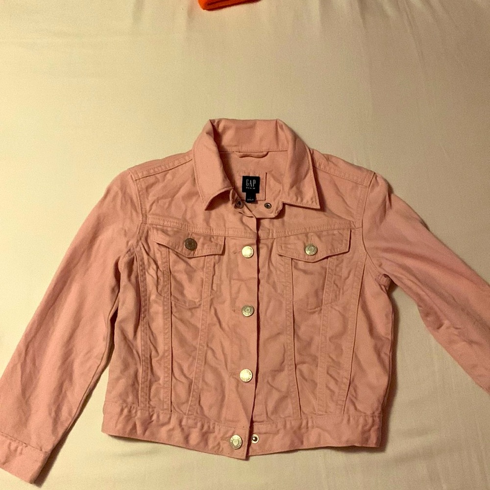 Jean jacket.Perfect for spring and fall weather.This pink Jacket for 7-8 yrs old